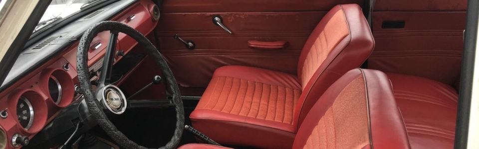 Escort-MK1-Cortina Red Stripe 4